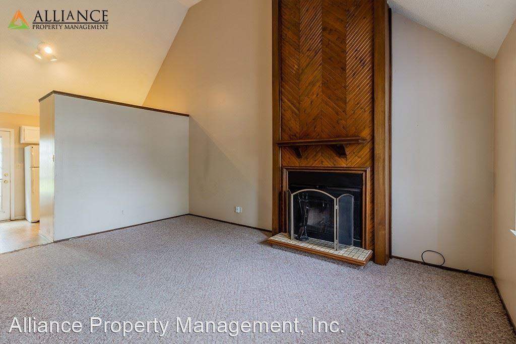 1609 Green Valley Cir. - Photo 2 of 16