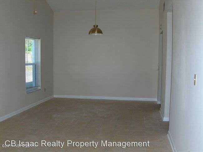 668 SE 28th Street 1-8 SE 28th Street - Photo 2 of 9