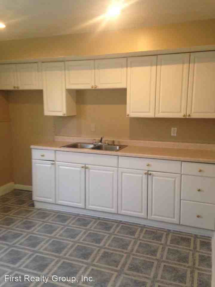 5336 Rockport Ave - Photo 2 of 7