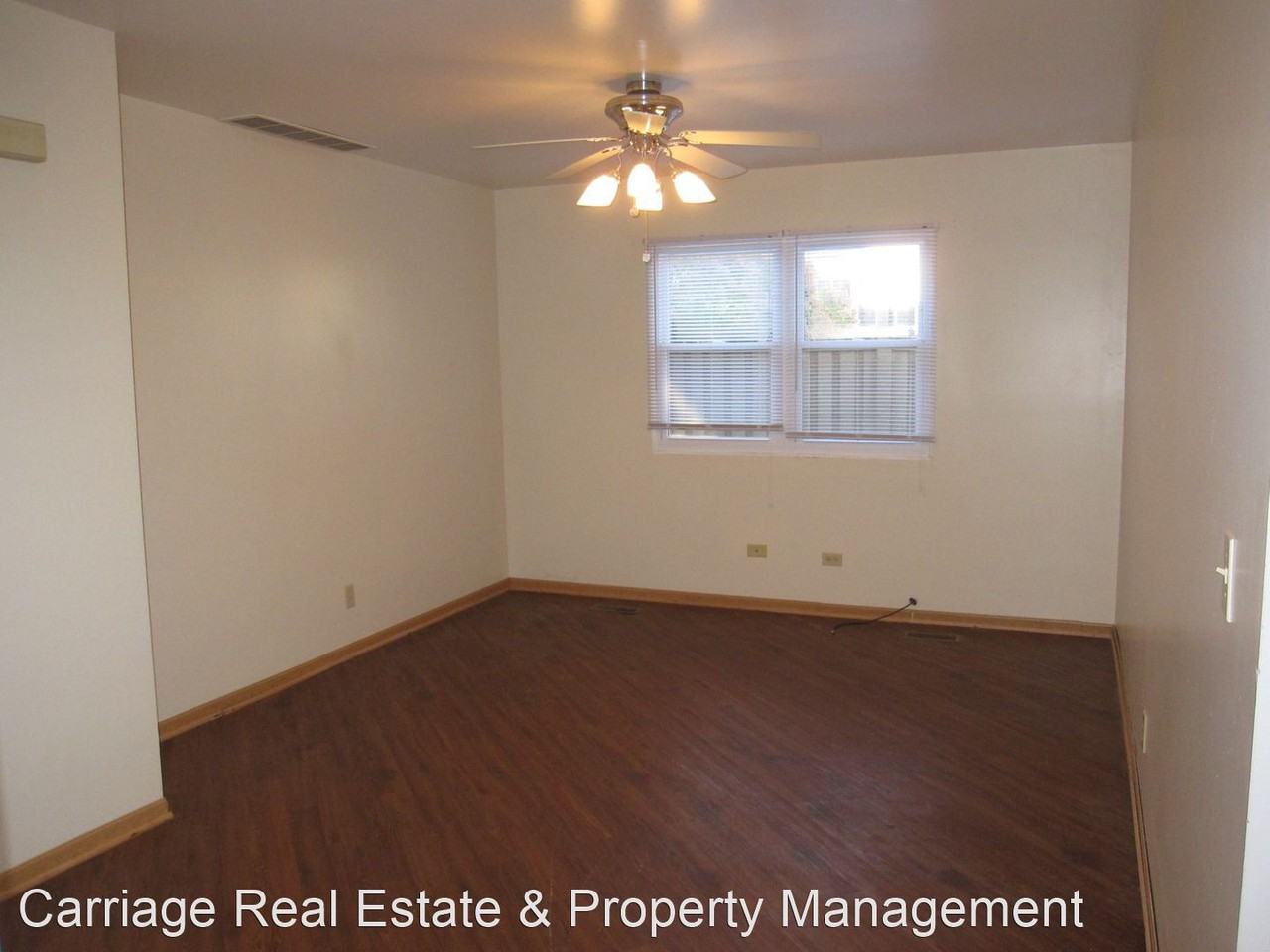 906 N Oak Creek Dr - Photo 2 of 10