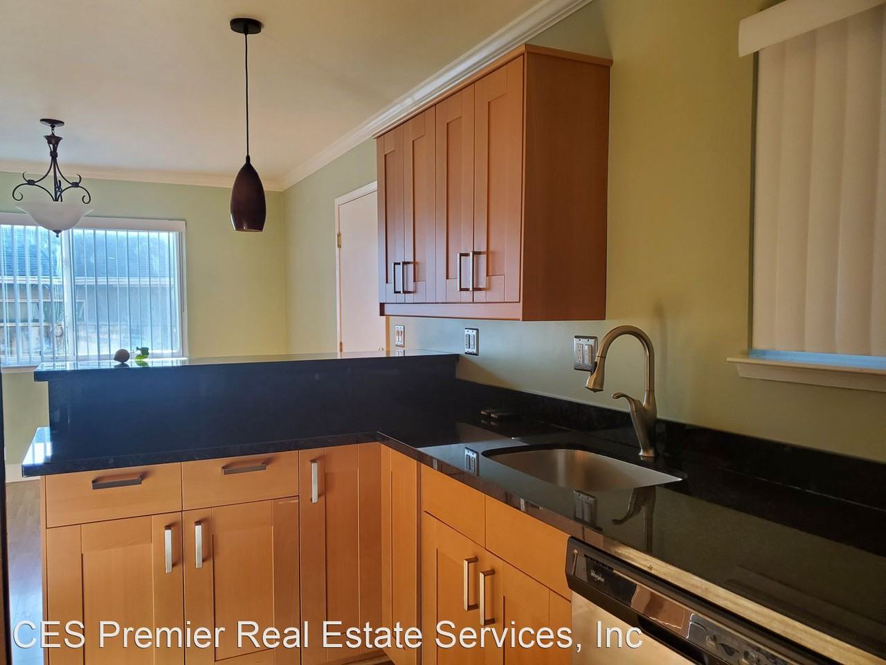 2684 Rim Rd - Photo 3 of 17