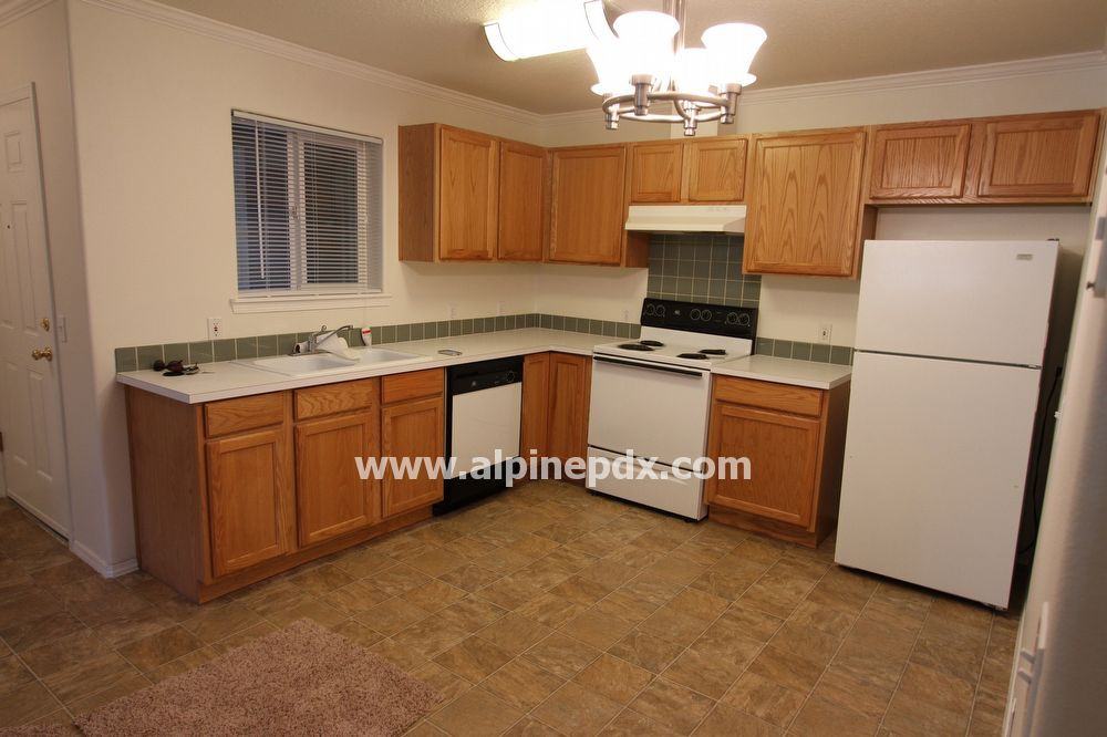 11643 Se Fuller Rd - Photo 2 of 16