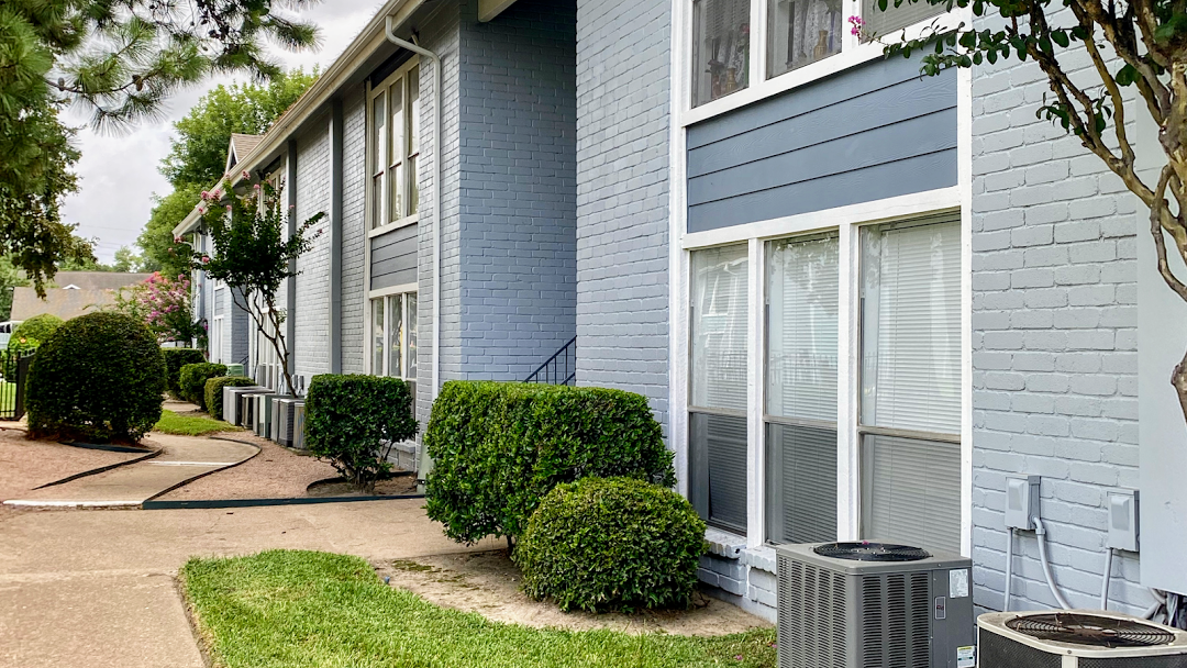 Ashley Crest Apartments - Photo 6 of 8