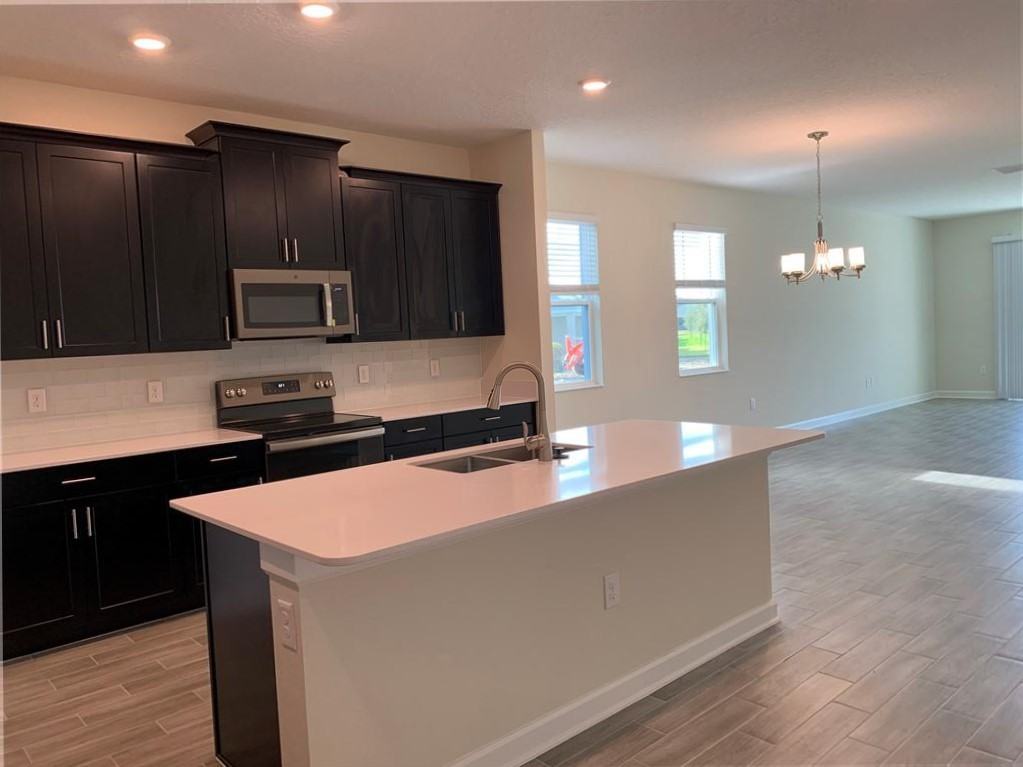 Satire St - Photo 2 of 20