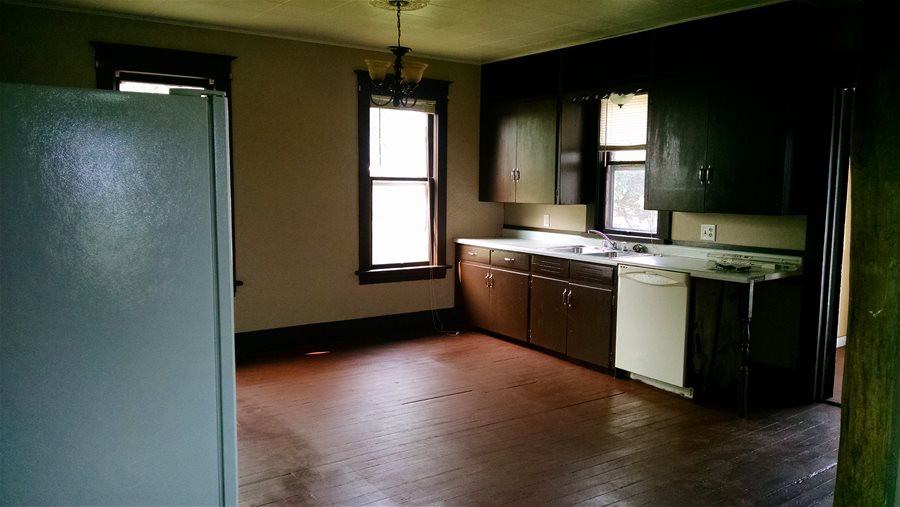 4755 144th Ave - Photo 2 of 4