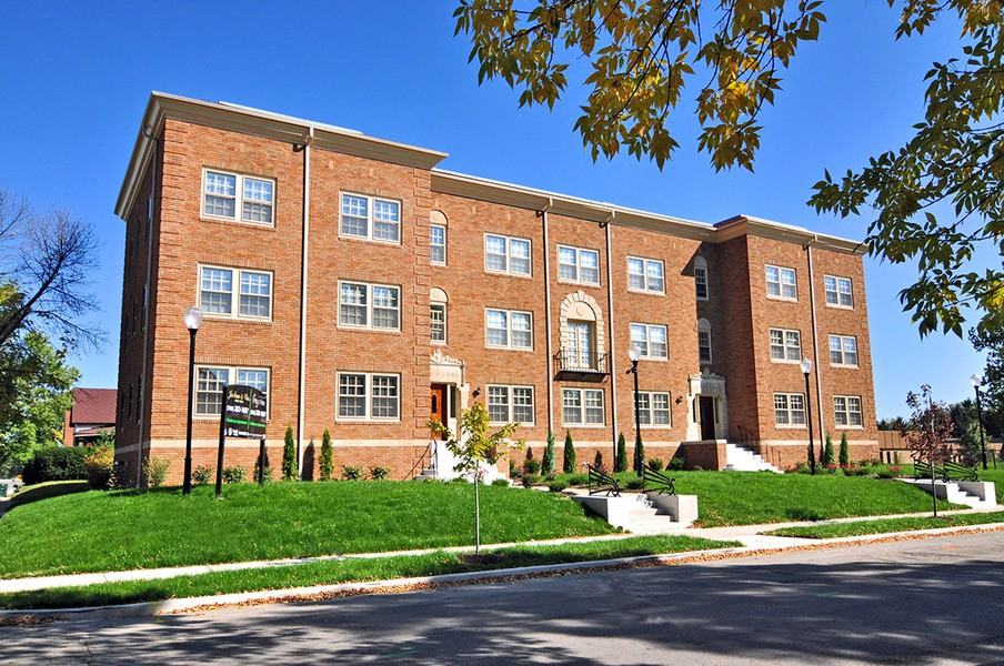 Jackson & Vine - Photo 3 of 8