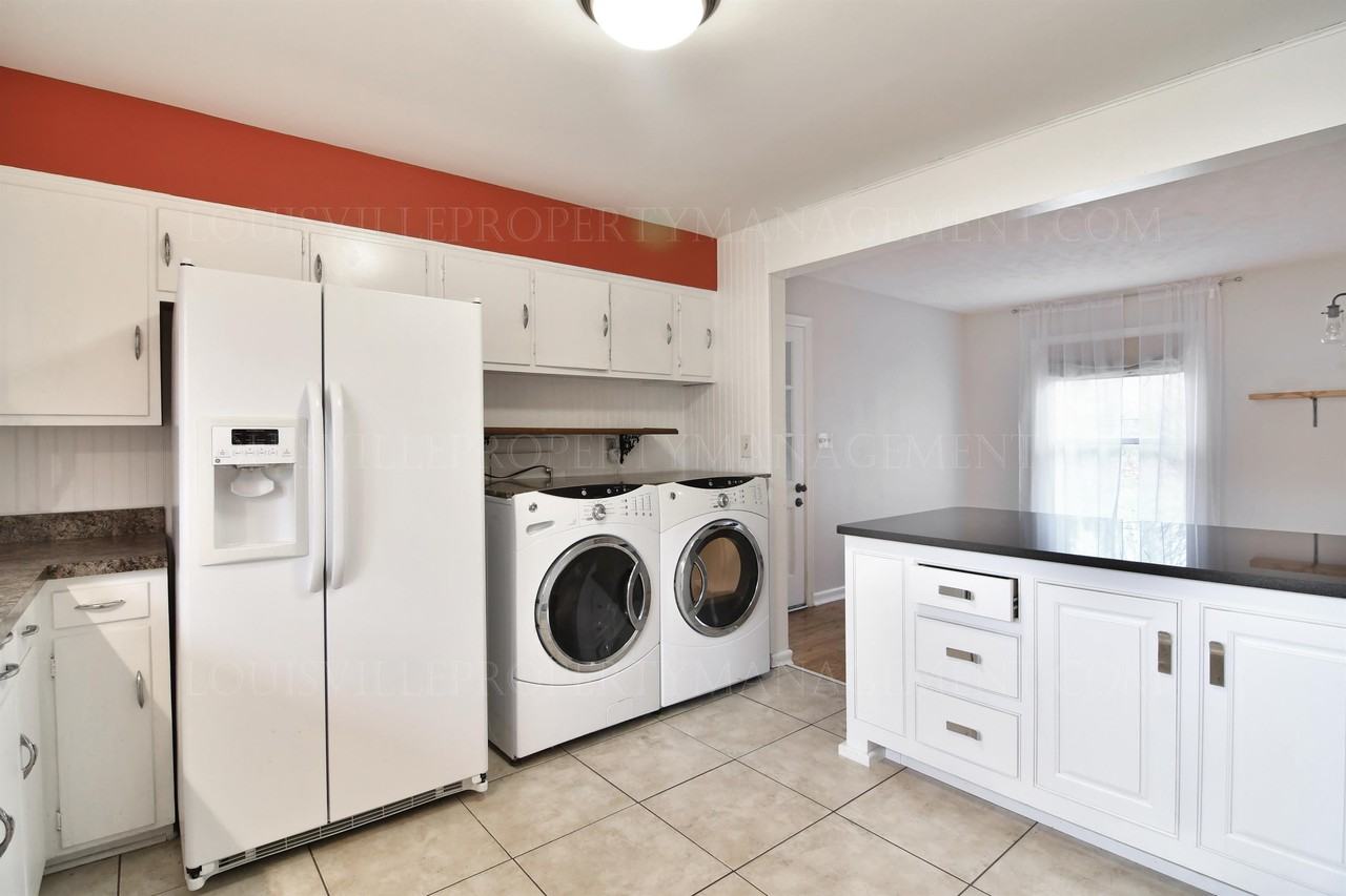 30 Narwood Dr - Photo 3 of 15