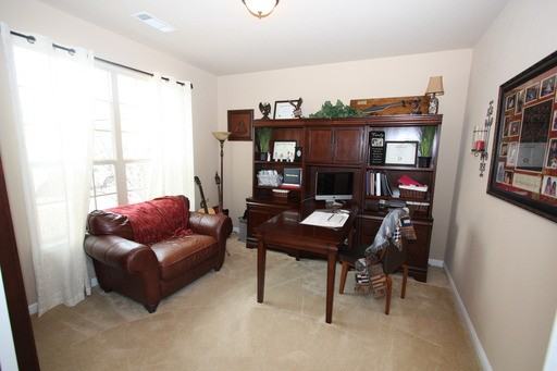 645 Bent Oak Dr - Photo 3 of 19