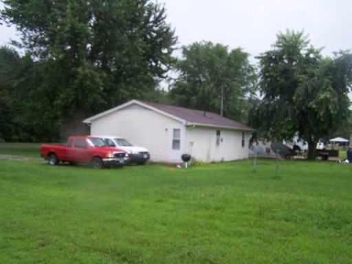 182 Lancaster Creek Rd - Photo 2 of 3