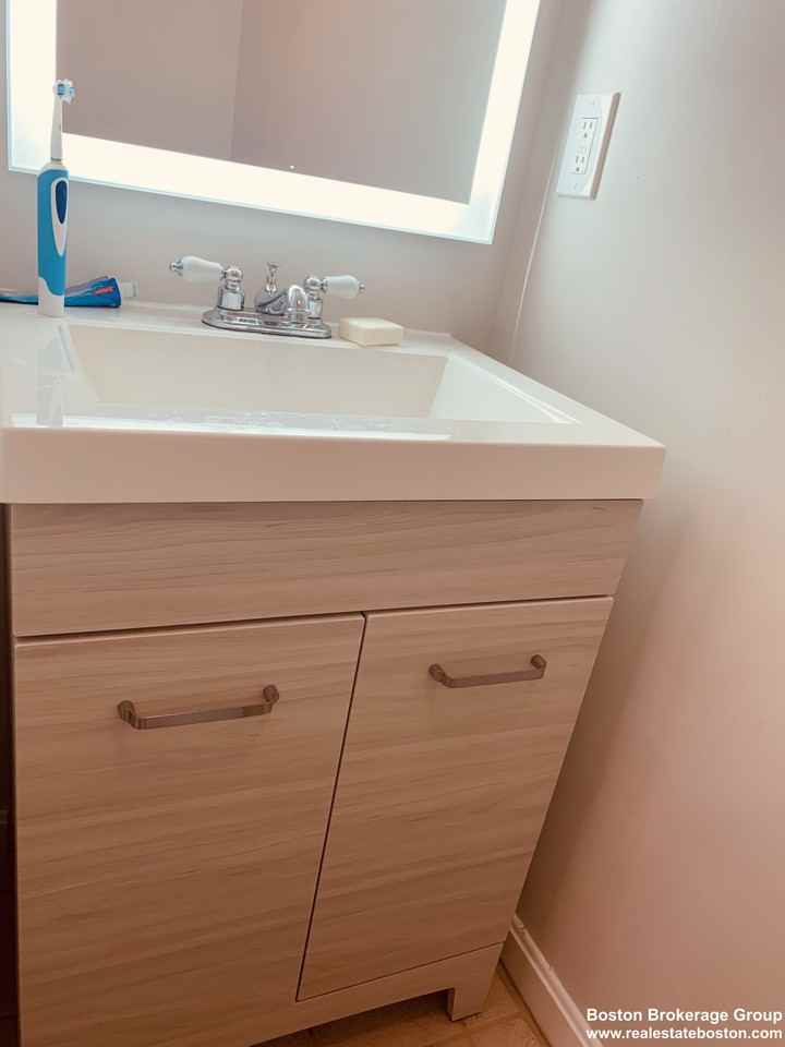 185 Sydney Street #2 - Photo 3 of 16