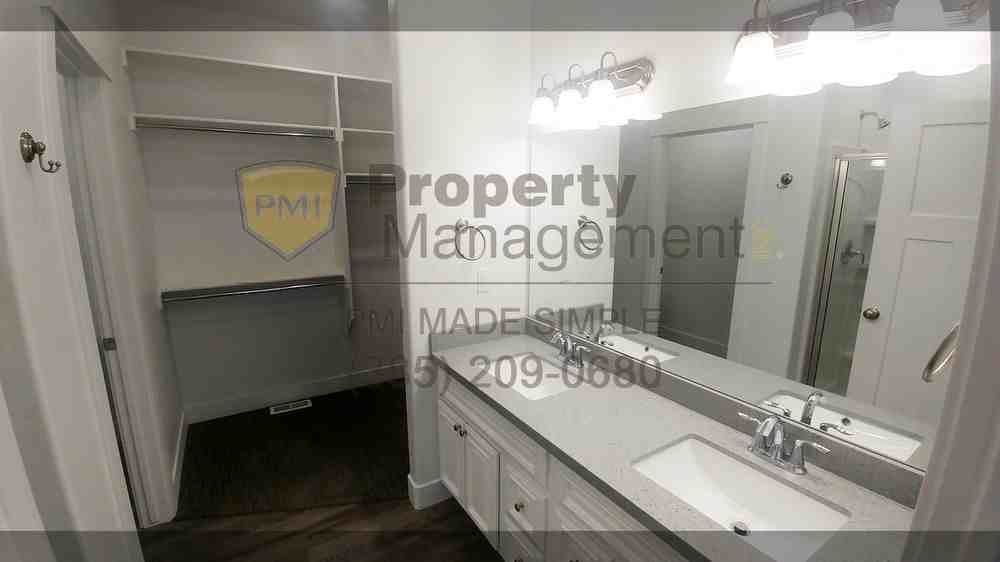 1526 W 1150 S - Photo 3 of 17