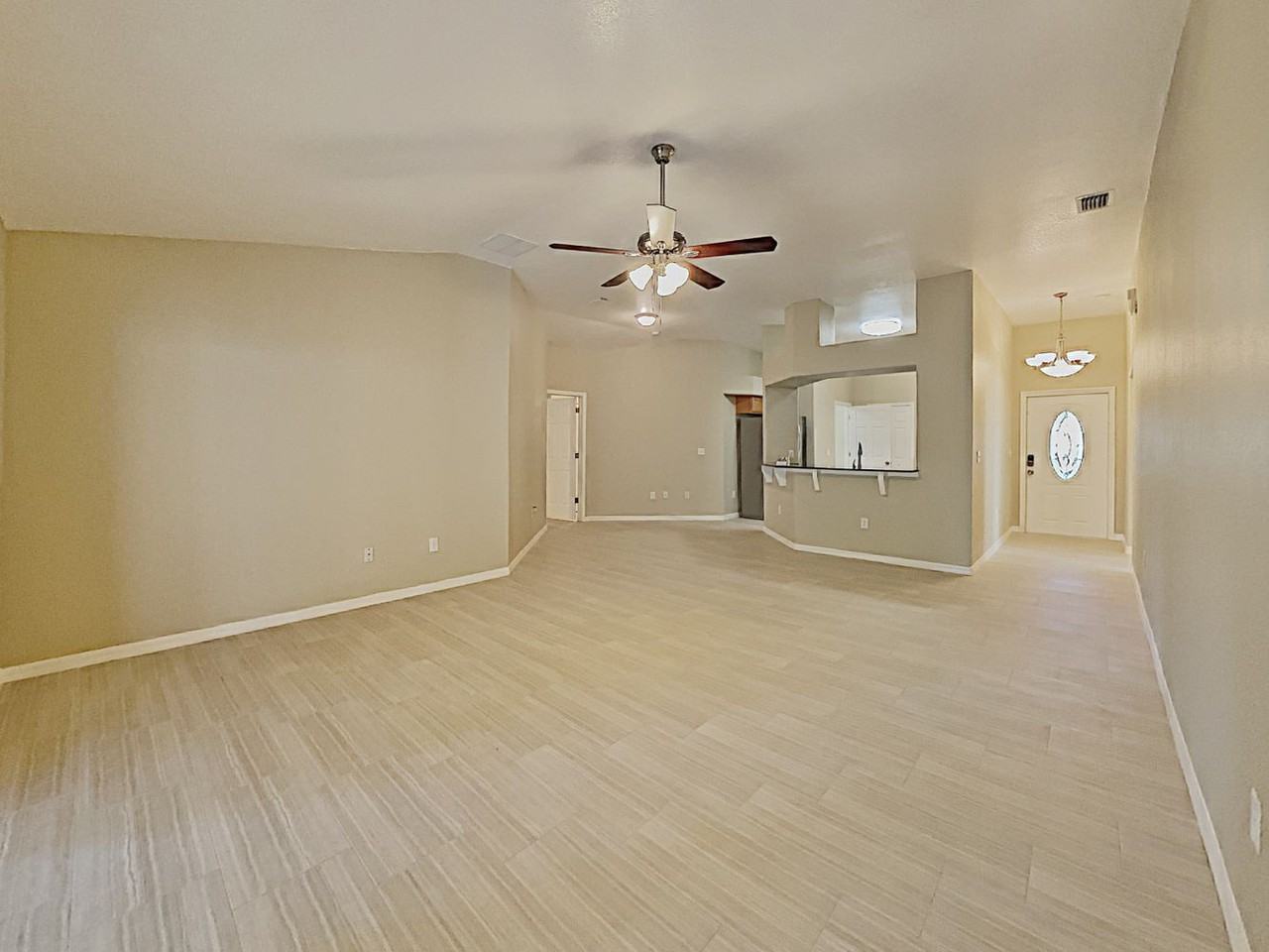 7422 Pulteney Dr - Photo 3 of 25