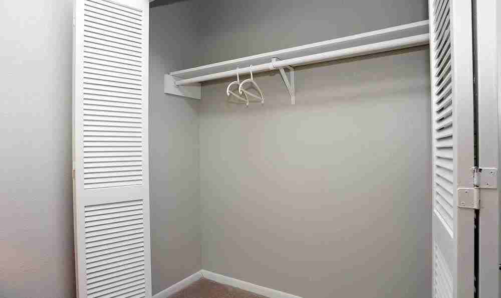 Brittany Place Apartments - Photo 5 of 29