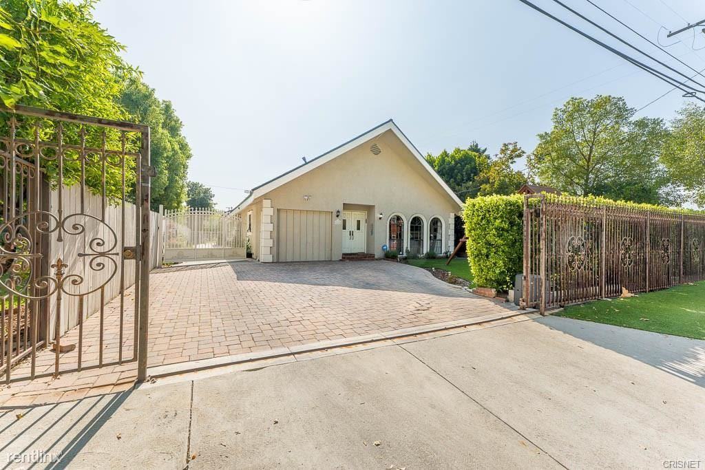 16160 Magnolia Blvd - Photo 3 of 6