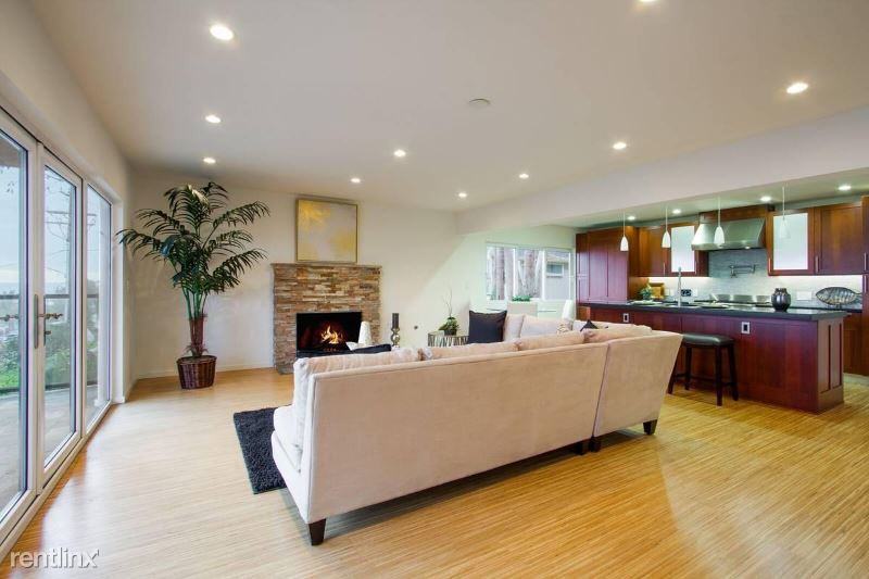 2442 2442 S Coast Hwy 8 - Photo 3 of 15