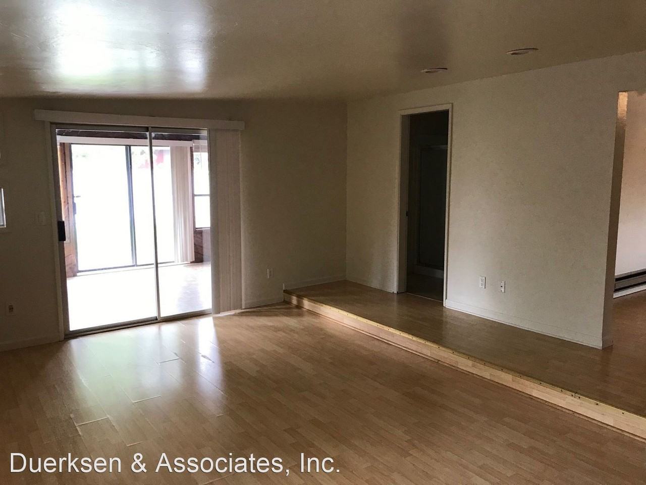 1940 Nw 14th St - Photo 2 of 8