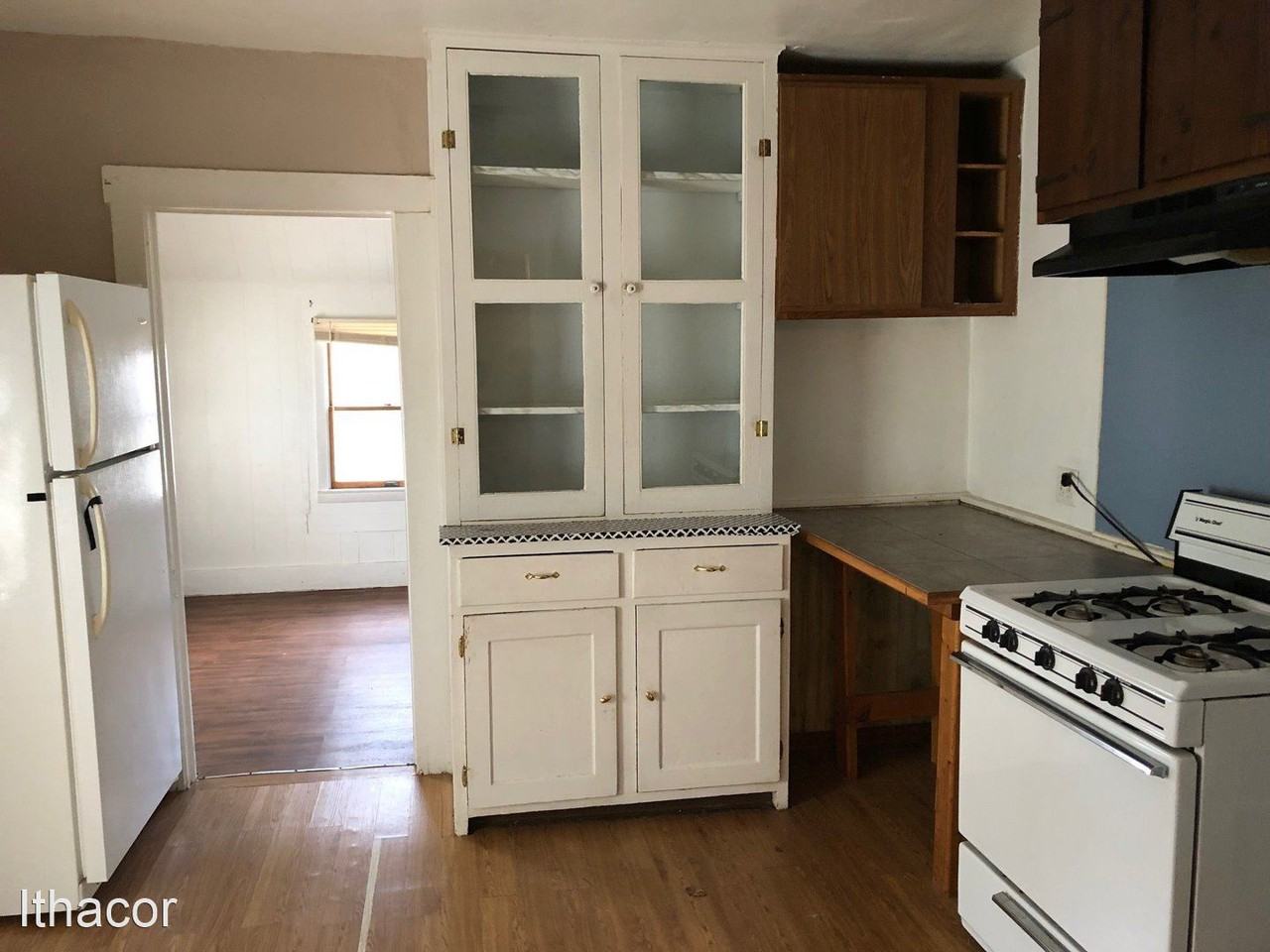 21 Cleveland St - Photo 2 of 12