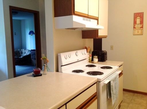 230 2nd St NE #104 - Photo 2 of 7