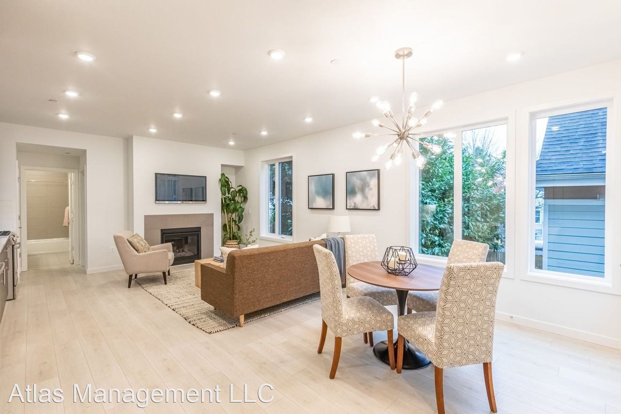 3975 NE Garfield Ave. - Photo 2 of 20