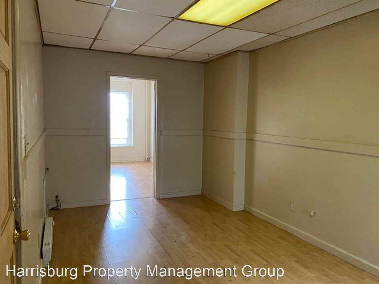 37 S Summit St - Photo 2 of 9