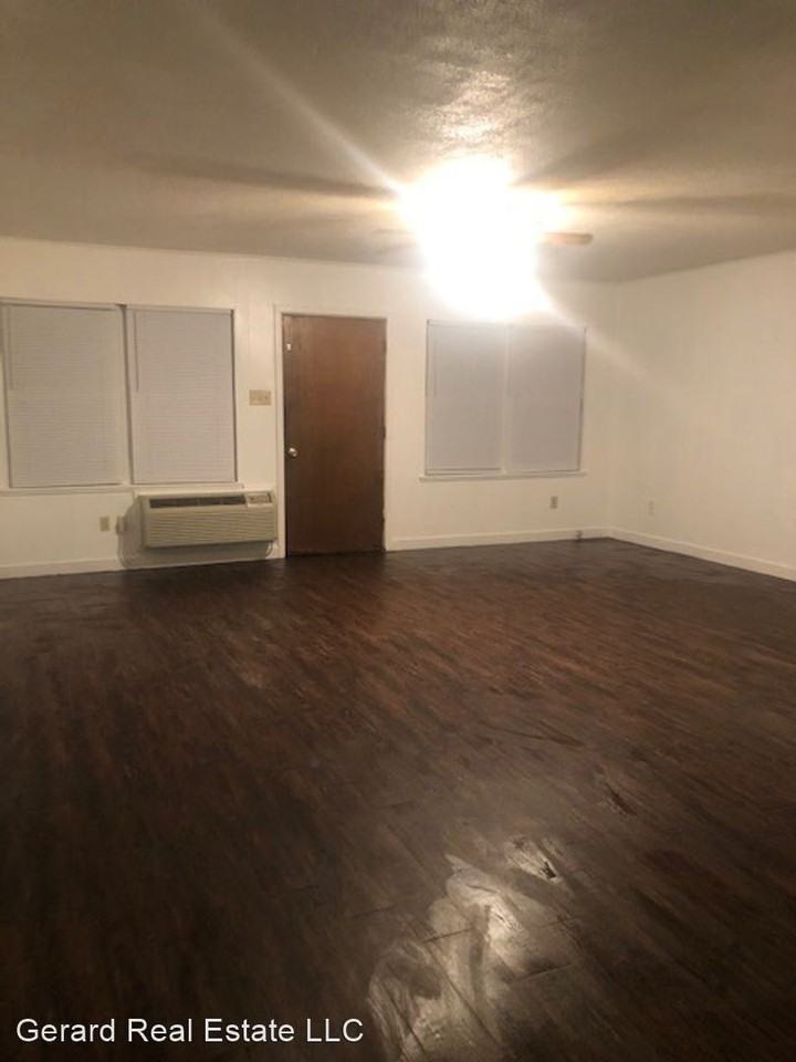 331 Mohawk Rd - Photo 2 of 10