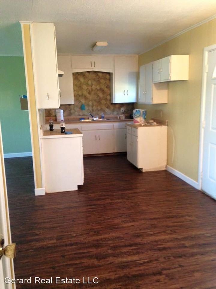 331 Mohawk Rd - Photo 3 of 10