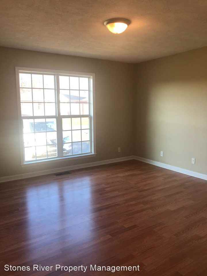 Dixie Ct. - Photo 2 of 7