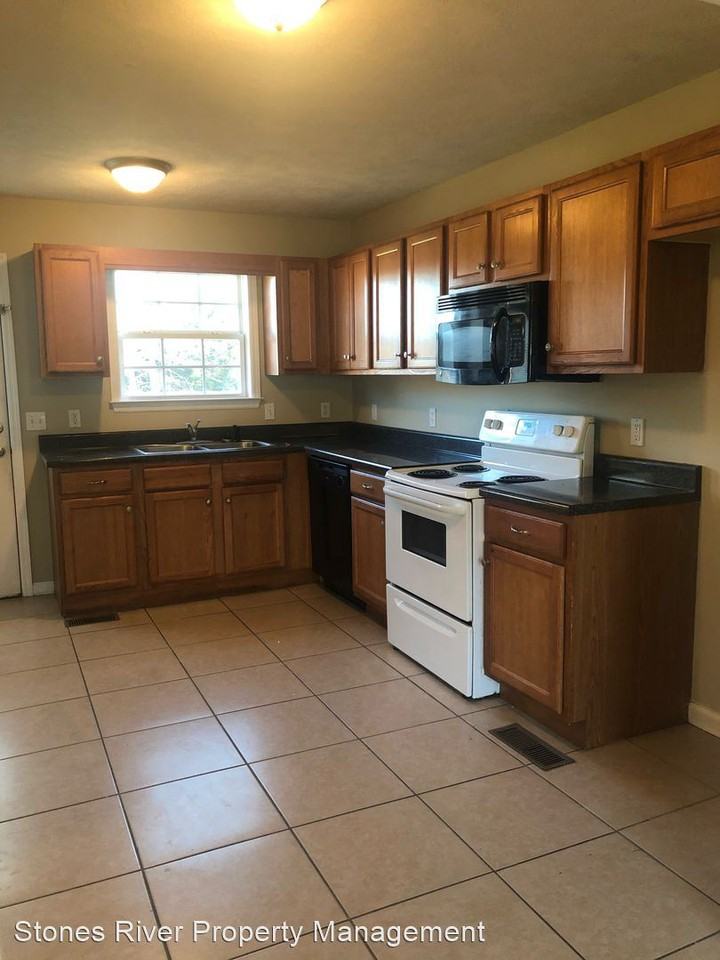 Dixie Ct. - Photo 3 of 7