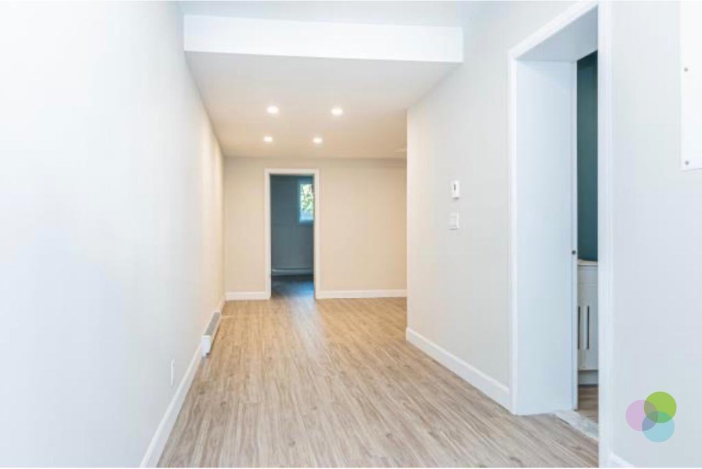 5038 Av Randall - Photo 2 of 9