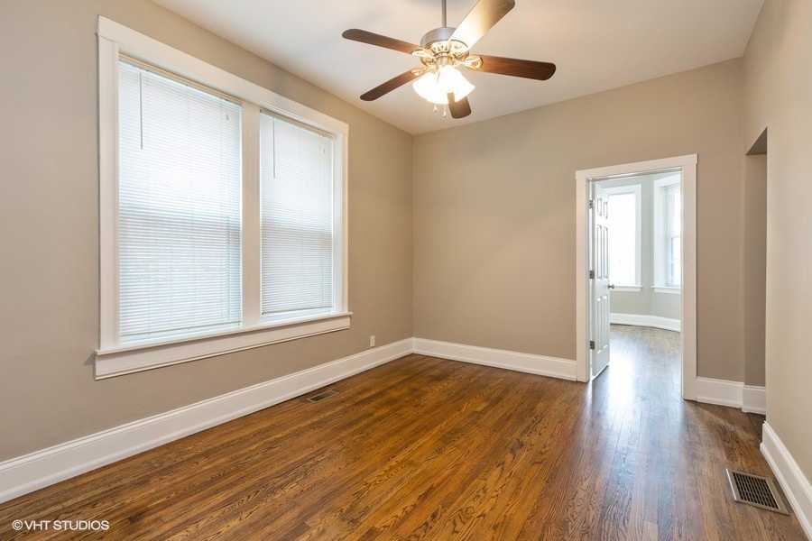 909 N Leavitt - Photo 6 of 30