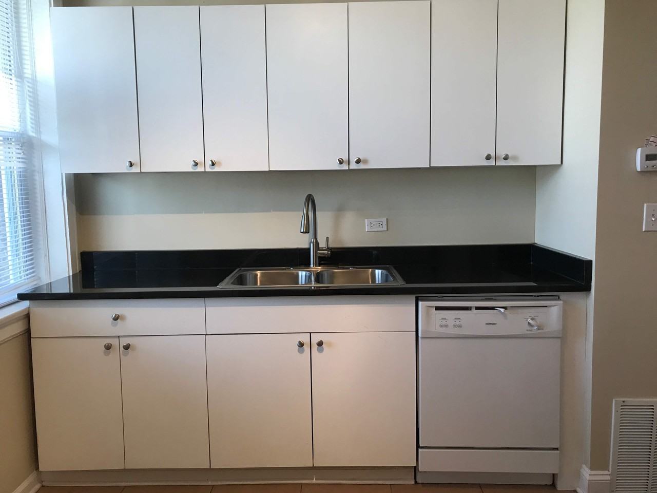 3156 W Diversey - Photo 2 of 39