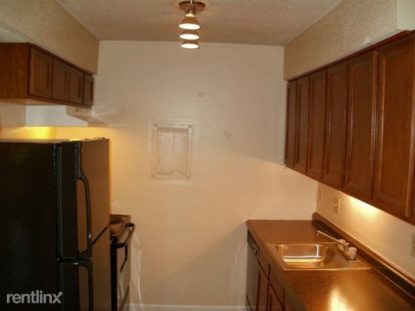 Green Diamond Apartments GREEN DIAMOMD APARTMENTS, Peoria, IL 61604