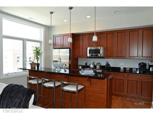 711 W Grand Ave - Photo 3 of 6