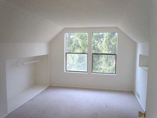 4050 Deemer Rd - Photo 2 of 10