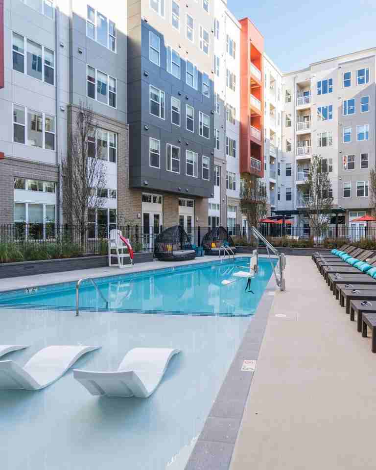 Station on Silver - Photo 2 of 44