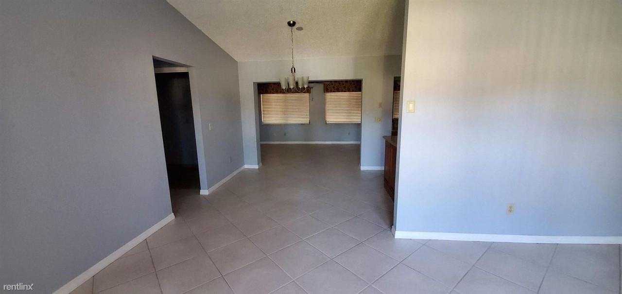 400 Sw Buxton Ave - Photo 2 of 9