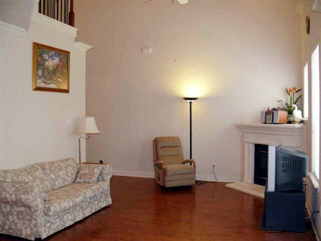 2540 Corbeau Dr - Photo 3 of 8