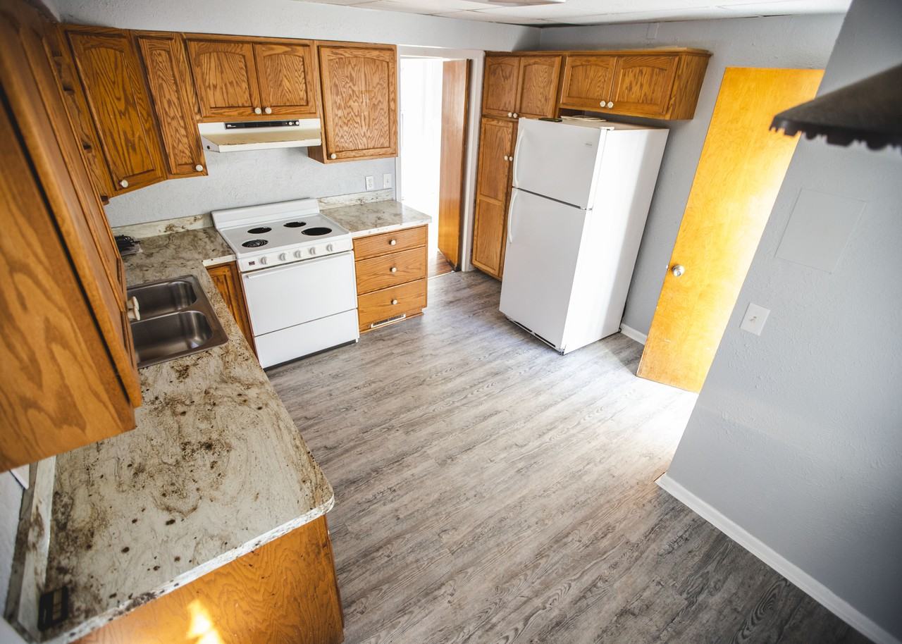 2626 Daleford Dr - Photo 3 of 12