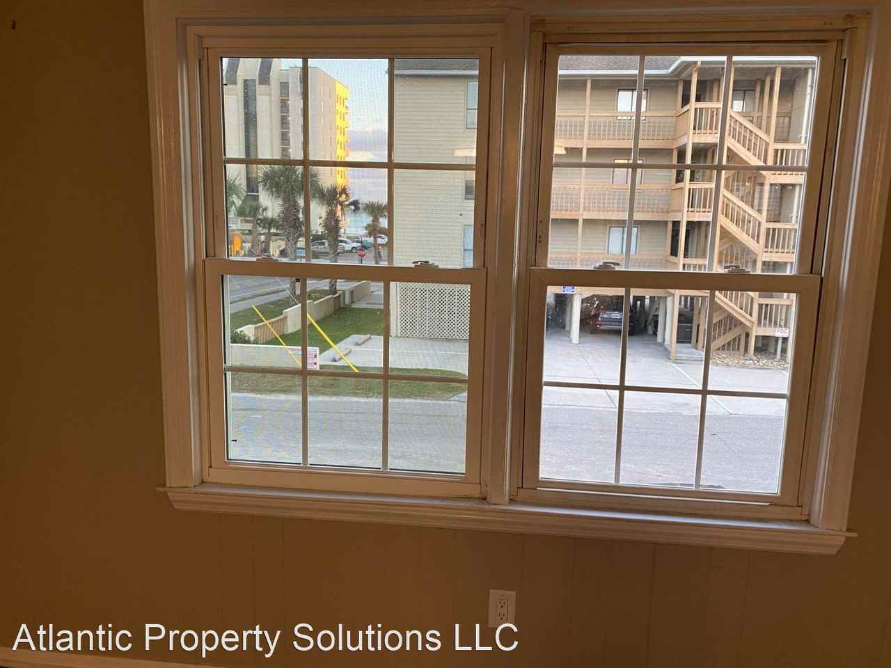 301-303 27th Ave S 2702 Perrin Dr - Photo 2 of 7