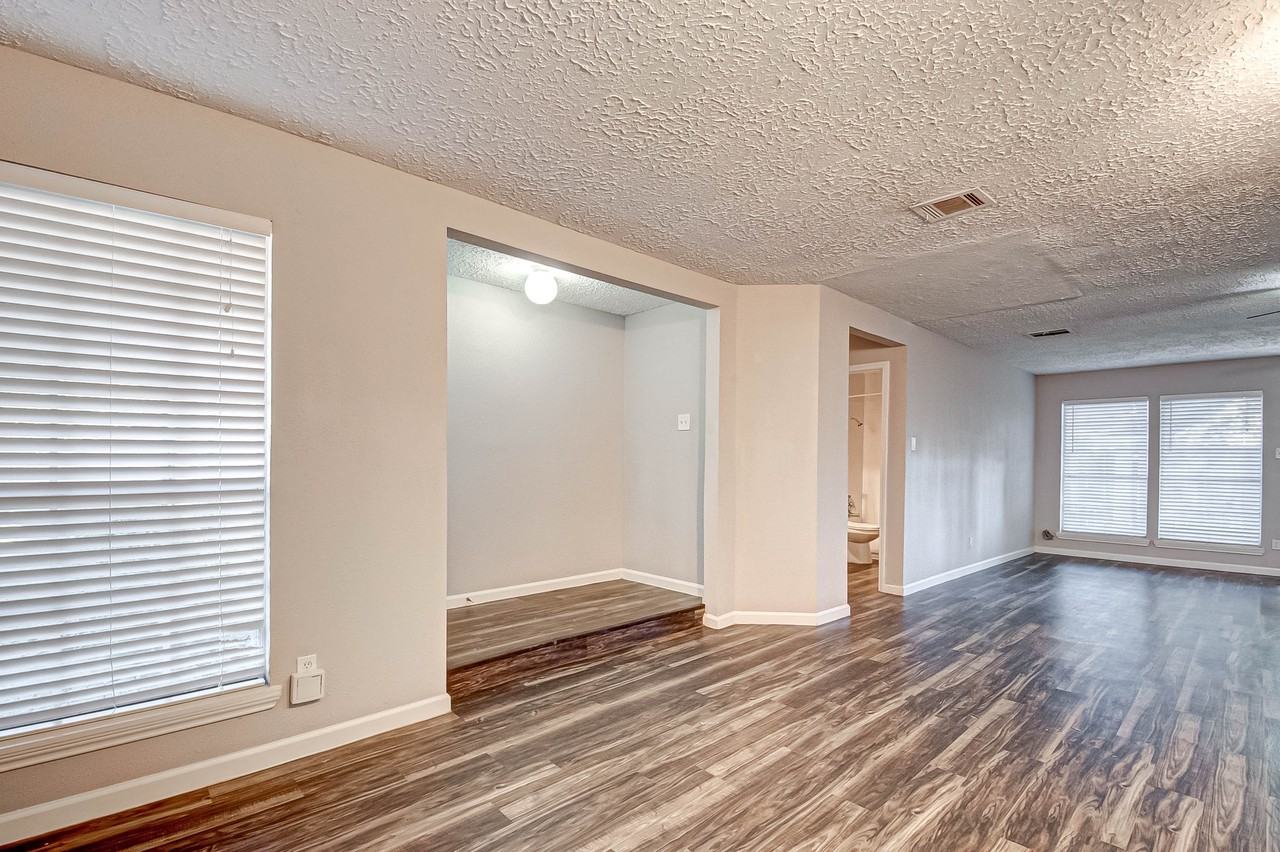 3213 Wavecrest St - Photo 3 of 23