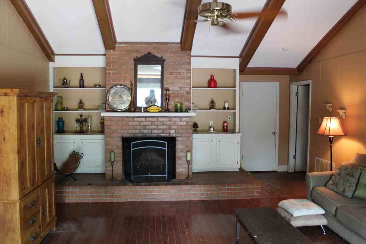 1208 Marie St - Photo 2 of 20