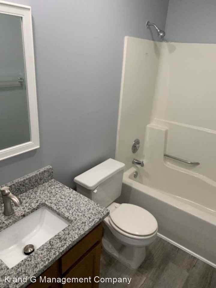 537 Huron Drive West - Photo 3 of 13