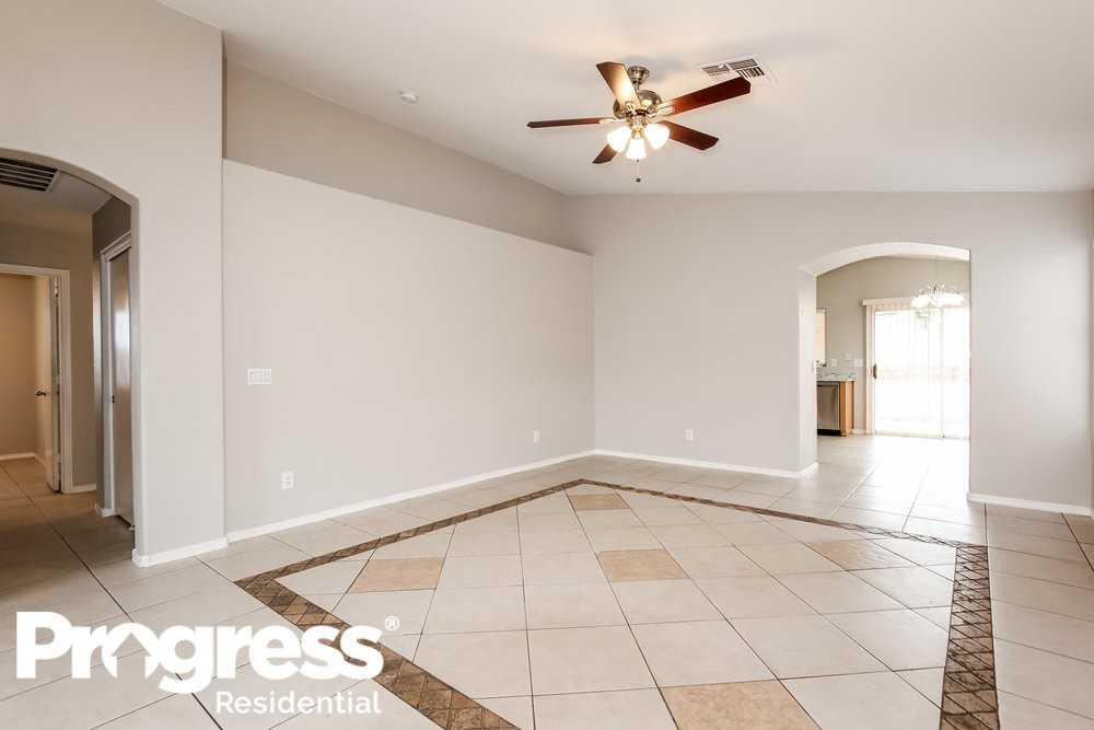 14358 N 154th Ave - Photo 3 of 15