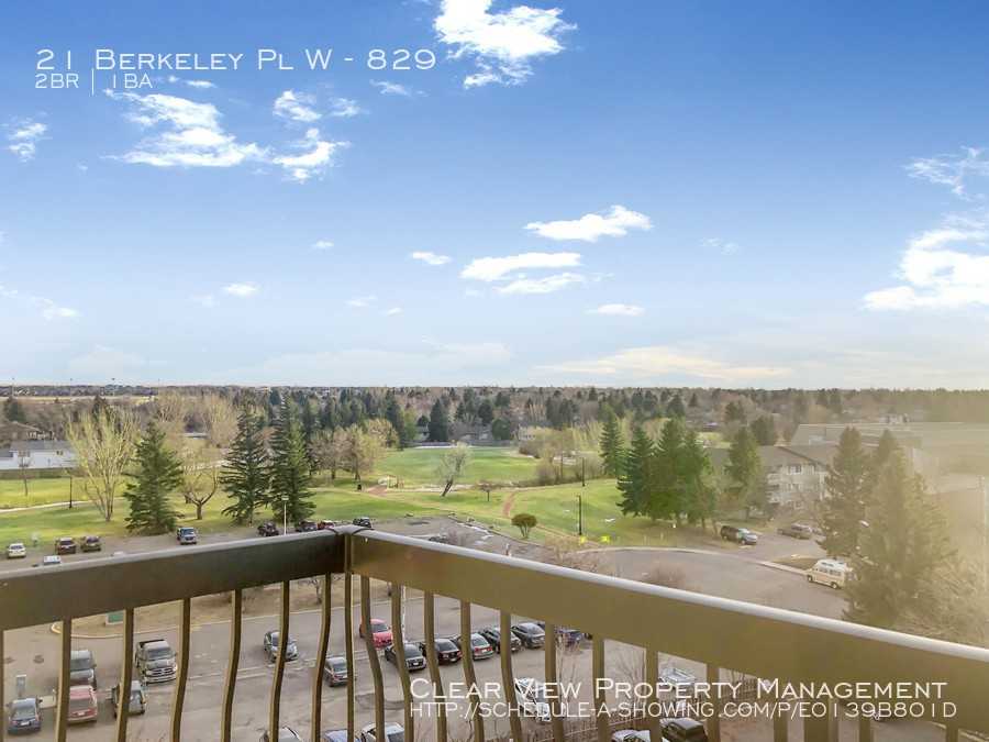 21 Berkeley Pl W - Photo 2 of 11