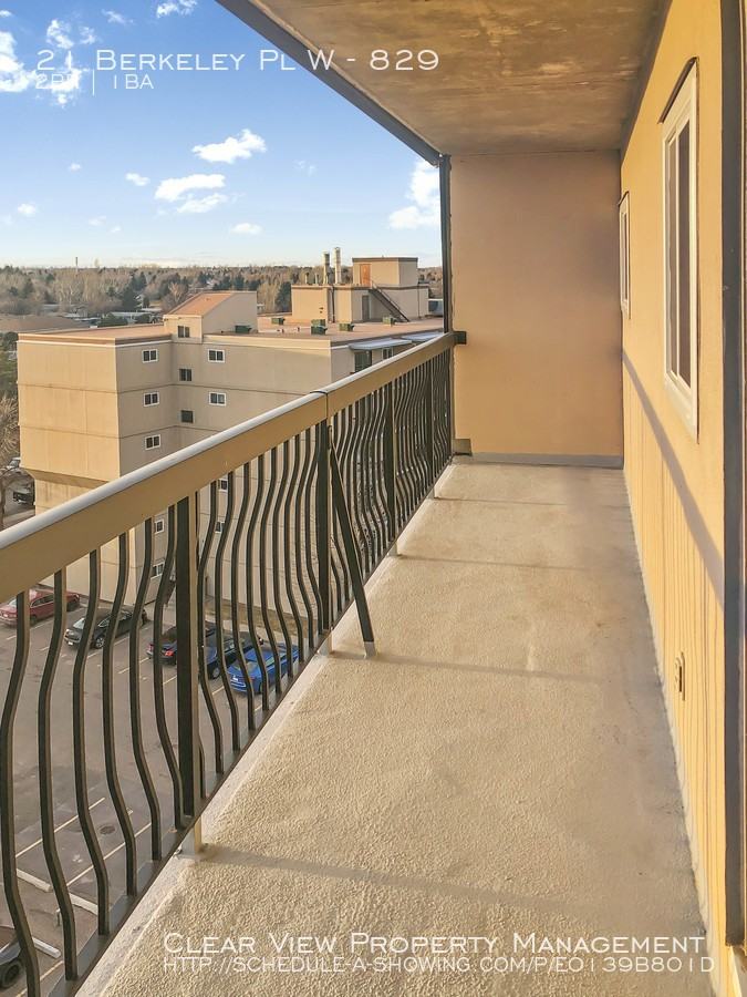 21 Berkeley Pl W - Photo 3 of 11