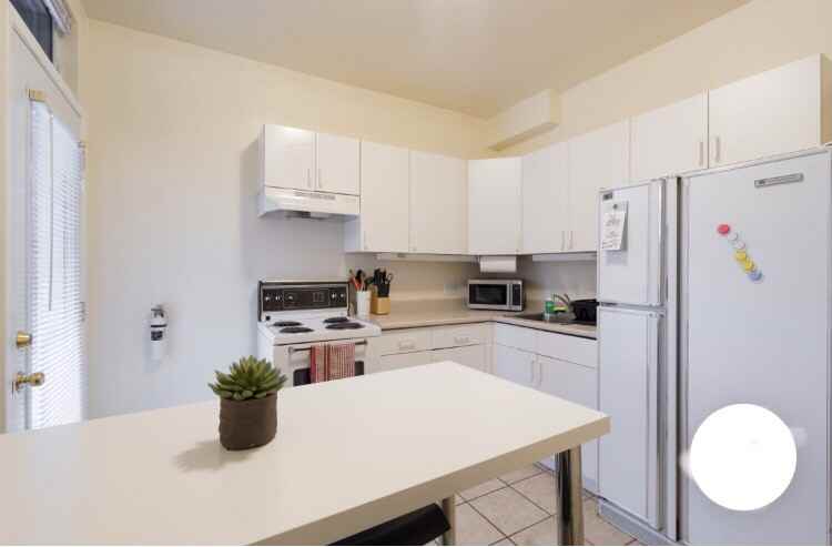 Bathurst St - Photo 7 of 14