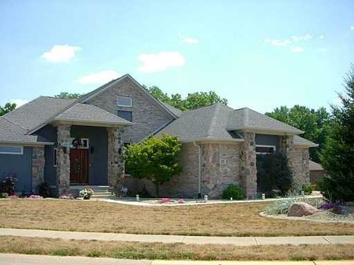 295 Harrison Ct - Photo 3 of 24