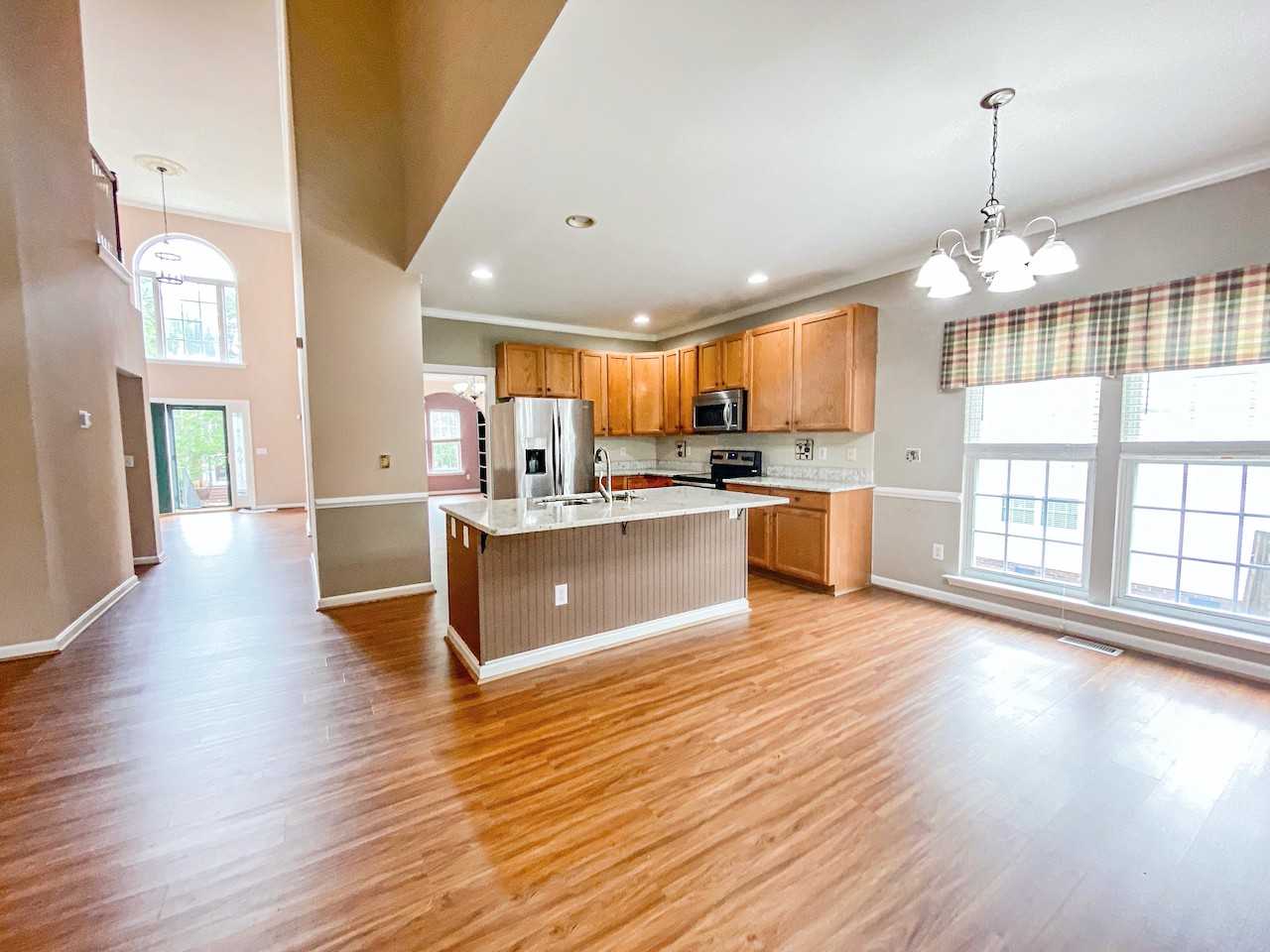512 S Orchard Farms Ave - Photo 2 of 24