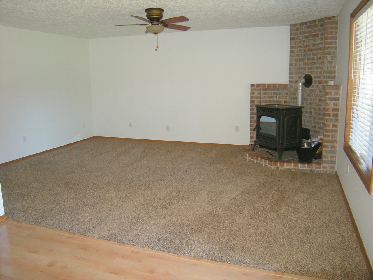 4011 Northeast 157th Avenue - Photo 2 of 20