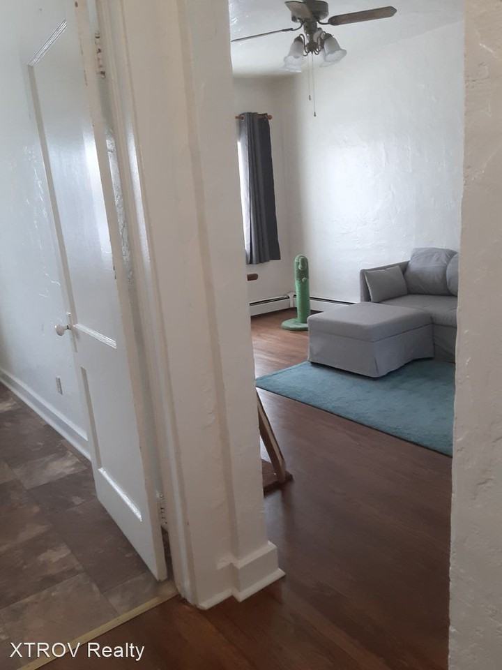 122 E 1st Street - Photo 3 of 11
